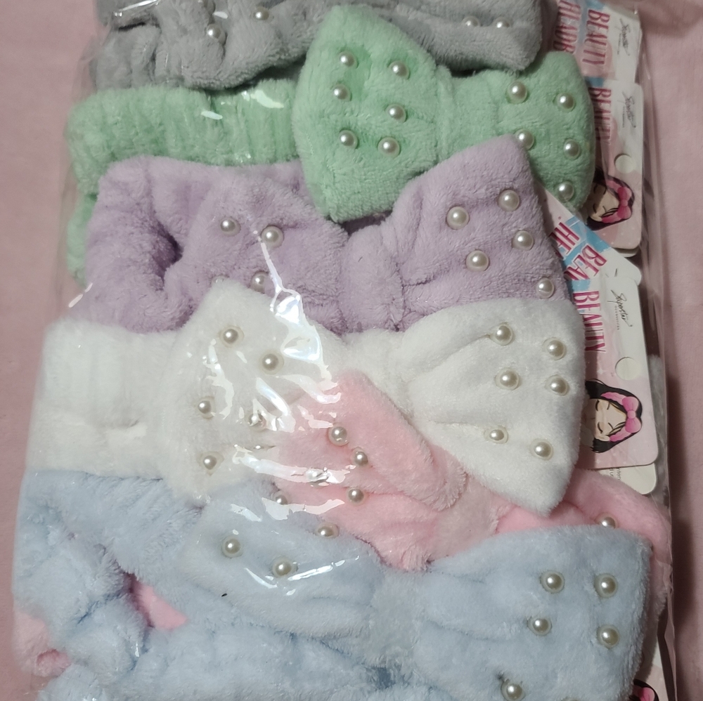 Make up headbands $5 each colors in picture